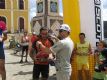 Junior Marques entregando a medalha da sub-23